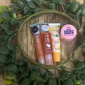 🆕Peach Lipcare Bundle 4pc🆕